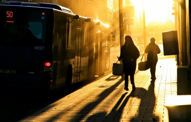 Överkvalificerad och underbetald priset för utbildningsboomen